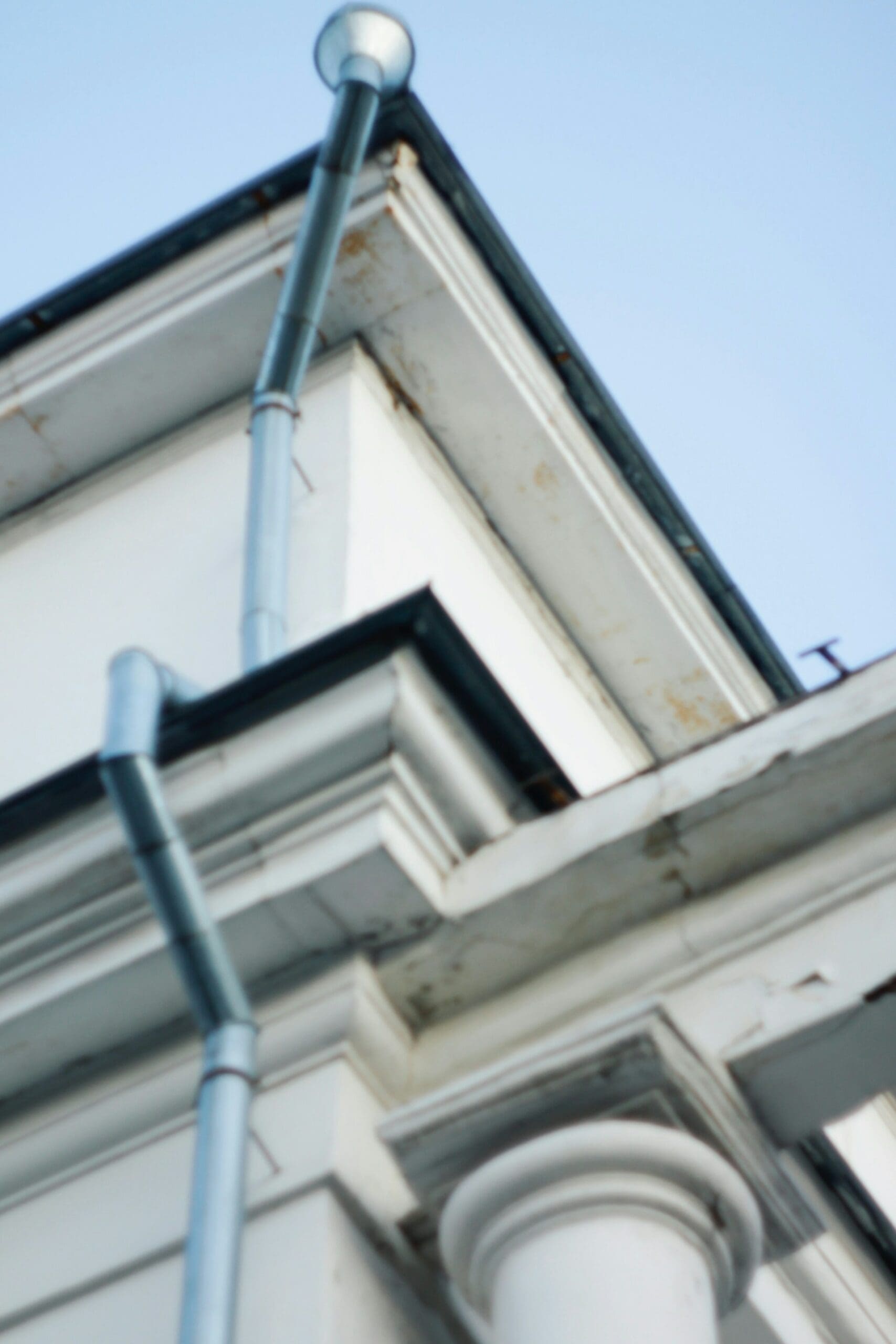 The Top 5 Warning Signs That Your Gutters Need a Replacement